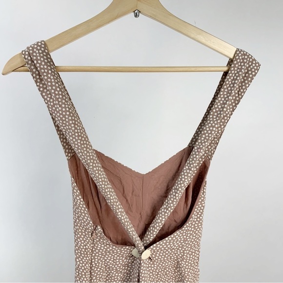 Urban Outfitters Daphne polka Dotted Cross-Back Button Romper Jumpsuit Playsuit - Picture 5 of 10